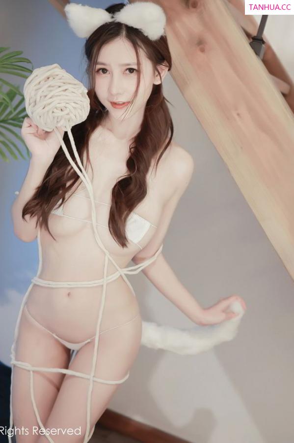 尹甜甜  [XiuRen]高清写真图 2021.05.10 VOL.3389 尹甜甜第71张图片